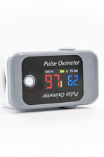 PULZNI OKSIMETER BERRY 1000C